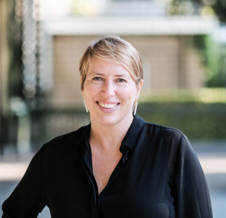 Caroline Gennez 7680