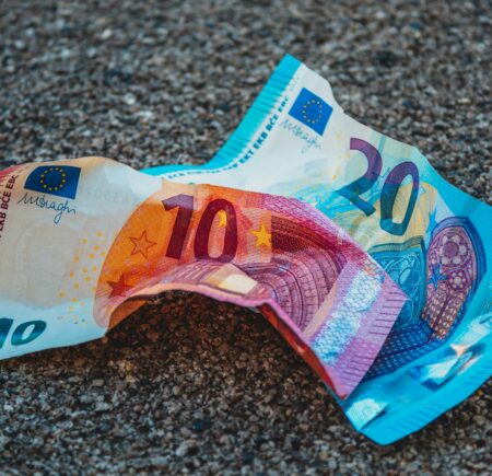 Geld verfrommeld